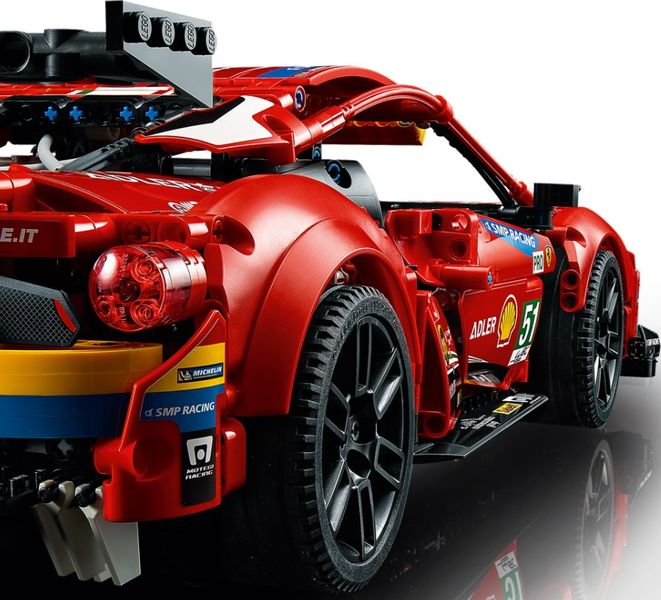 Авто-конструктор LEGO Technic Ferrari 488 GTE AF Corse №51 (42125)