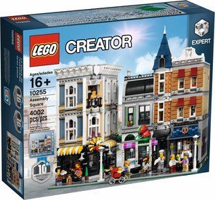 Блоковий конструктор LEGO Creator Міська площа (10255)