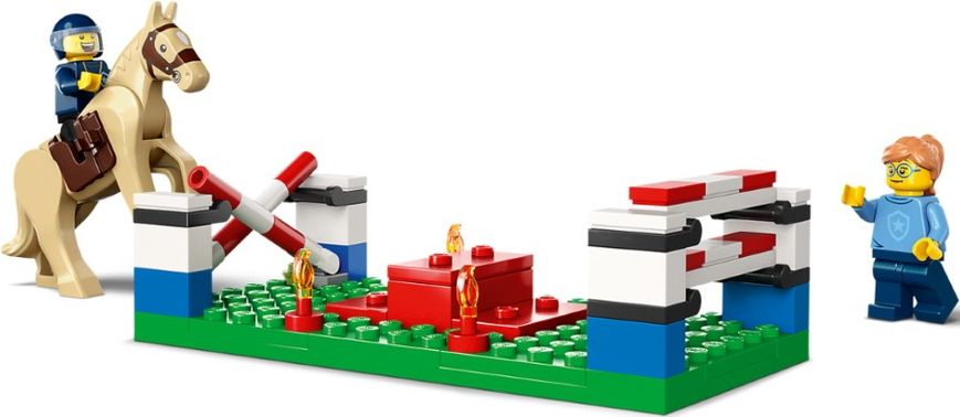 Блоковий конструктор LEGO City Поліцейська академія (60372)